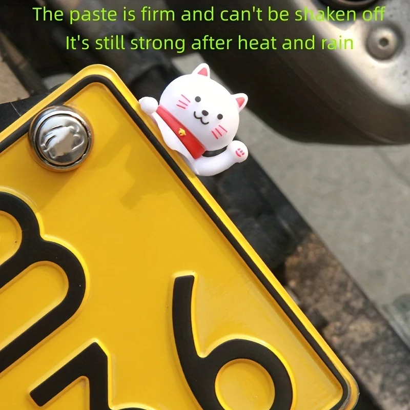 Autocollants décoratifs de tableau de bord de voiture de poupées décoratives de moto, ornements de plaque d