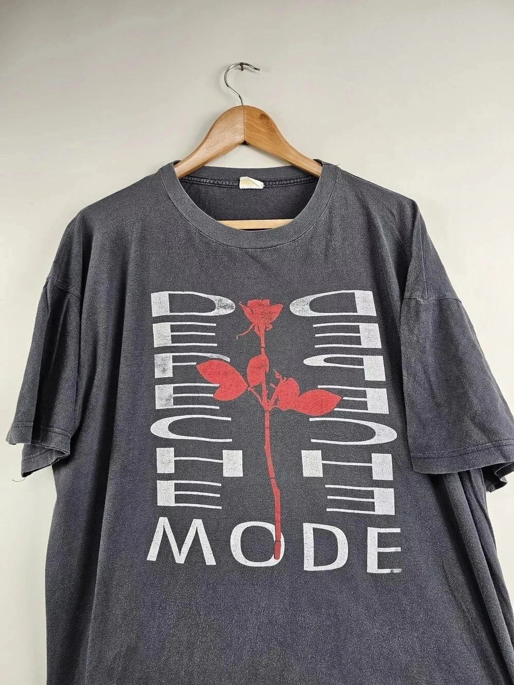 1990 Depeche Mode Violator Albums 90er Jahre schwarzes Unisex-T-Shirt Hochwertige Hip-Hop-Streetwear-Grafik-T-Shirts aus Baumwolle