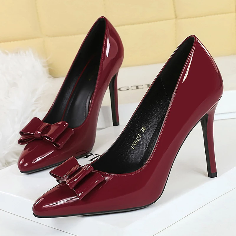 Frauen 10 cm High Heels Dame Koreanischen Stil, Mode, Temperament Schmetterling Knoten Eden Pumpen Weibliche Patent Leder Runde Kappe Schuhe