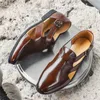 Sommer Neue Business Sandalen Schwarz Braun PU Atmungsaktive Hohl Römischen Schnalle Formale Sandalen Größe 38-46 Männer Sandalen