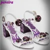 Lila Blumenabsatz Sandalen Edelstein Heels Damen Luxus Designer Schuhe Sommer Quadratischer Absatz Schnallenriemen Schuhe Elegante Alias