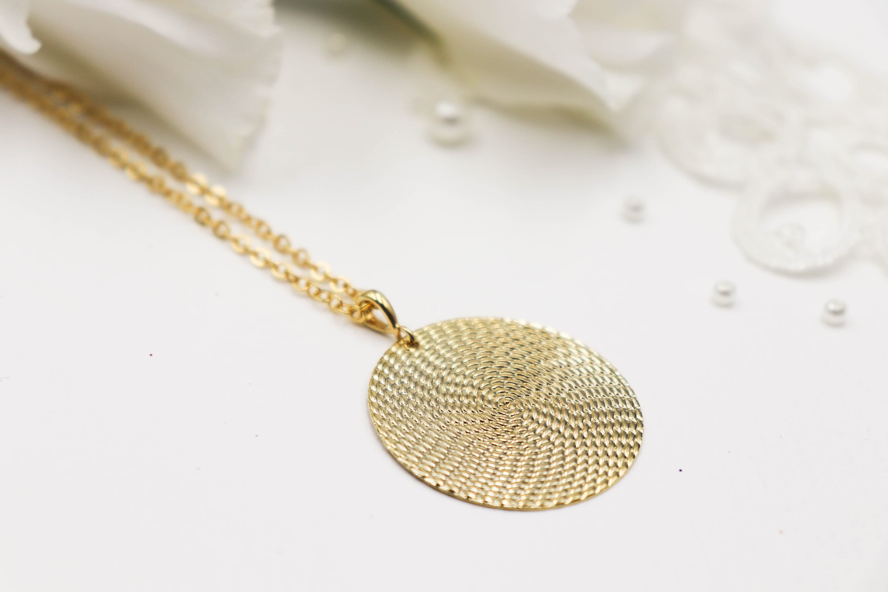Collana con pendente rotondo, collana a disco, collana con moneta, collana elegante, collana con pendente rotondo da donna, collana con pendente da sp