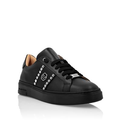 Leather Lo-Top Sneakers Studs Image