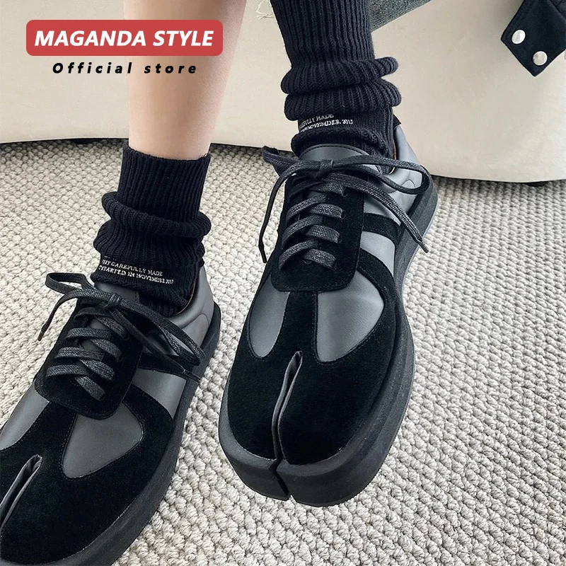 Ninja-Schuhe mit geteilter Zehenpartie für Herren, Nischen-Tabi-Leder-Boardschuhe für Damen, lässige schwarze Kriegerin, Unisex-Retro-Deutsche Trainingsschuhe