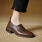 2025 nuova primavera scarpe da donna in vera pelle punta rotonda pompe da donna brogue disegni scarpe da donna mocassini con tacco medio scarpe da donna