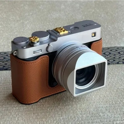Metal Square Lens Hood With Metal Cap for Fujifilm Fujinon XF23mm F2.8 R WR - XE5 Camera