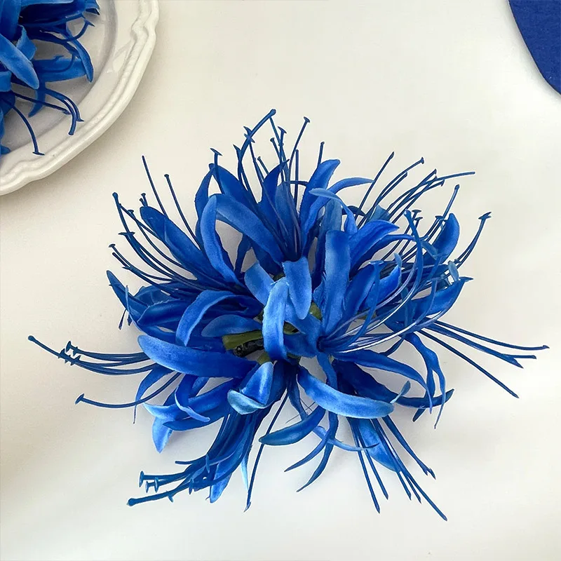 Half Shore Flower Simulation Flower Haarspange seitliches Haar-Accessoire Image