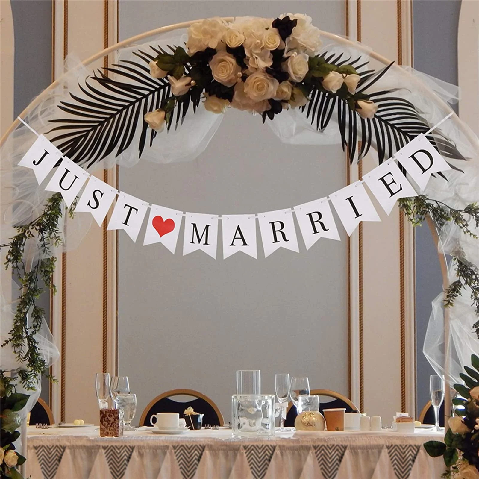 Just Married Banner with 1pcs Silver Wedding Bunting Banner Hanging Sign Garland Pennant for Bridal Shower Wedding Engagem