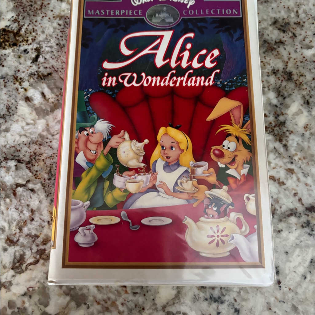 Disney Video Games & Consoles | Disney Alice In Wonderland Masterpiece Collection Vhs - Red And White | Color: Blue/Red | Size: Os