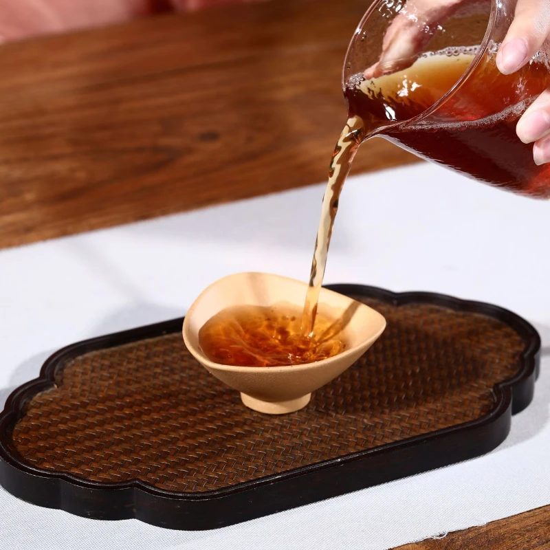 Lila Ton Teetasse Tee Tasting Master's Cup Kleines Fassungsvermögen Mineral Gold Abschnitt Schlamm Dreieck Tasse Kung Fu Tee-Set Image