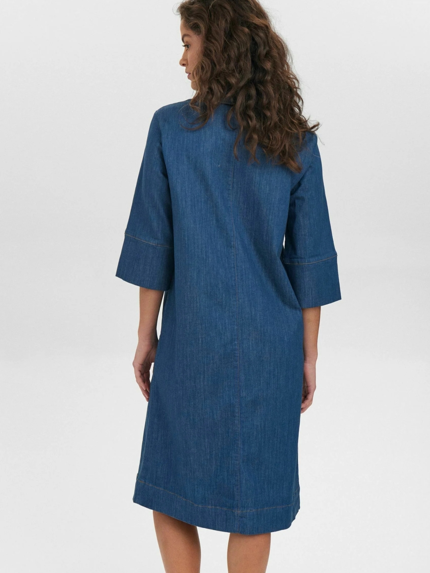 Jerseykleid NÜMPH "Nümph Dress NUIZZAS", Damen, Gr. 34, blau (medium blau denim), Obermaterial: 76% Baumwolle, 16% Elastomultiester, 4% Polyester, 4% Elasthan, Kleider Image