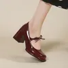 2024, Sommer, gute Qualität, süße Burgunder-Mary-Janes-Pumps für Damen, klobige Schuhe mit hohen Absätzen, Schuhe mit roten Absätzen, Damenschuhe