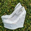 Weiße Perle zurück Riemen Keile Absätze Pumps Blumen dekor runde Zehen Schuhe für Frauen sexy elegante Schuhe Zapatos Para Mujere