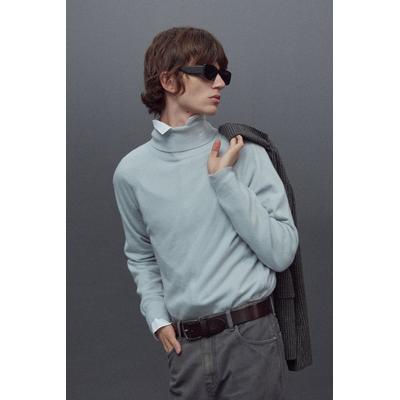 labelarchive LB turtleneck foggy sky