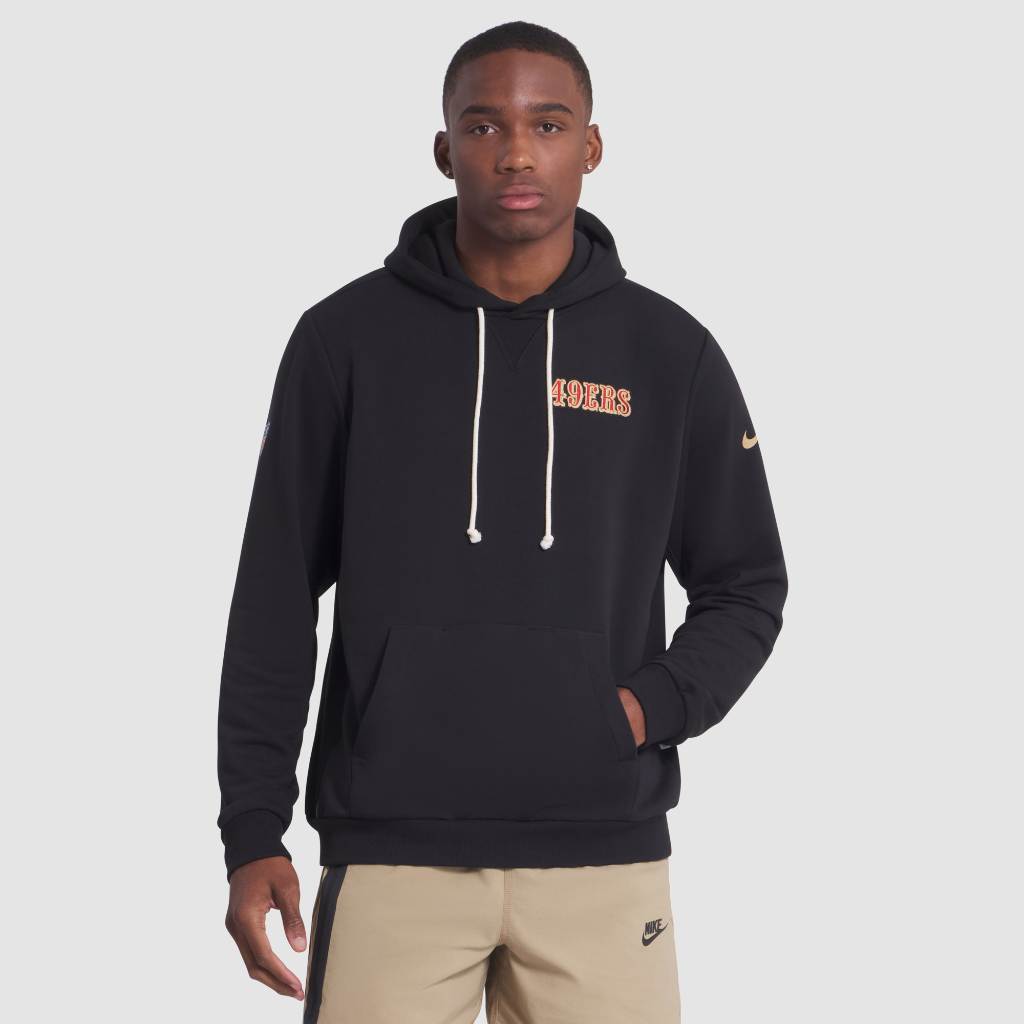 Nike Herren-Hoodie, schwarz, San Francisco 49ers 2025 Rivalries Collection, Standard Issue Sideline Dri-FIT Image