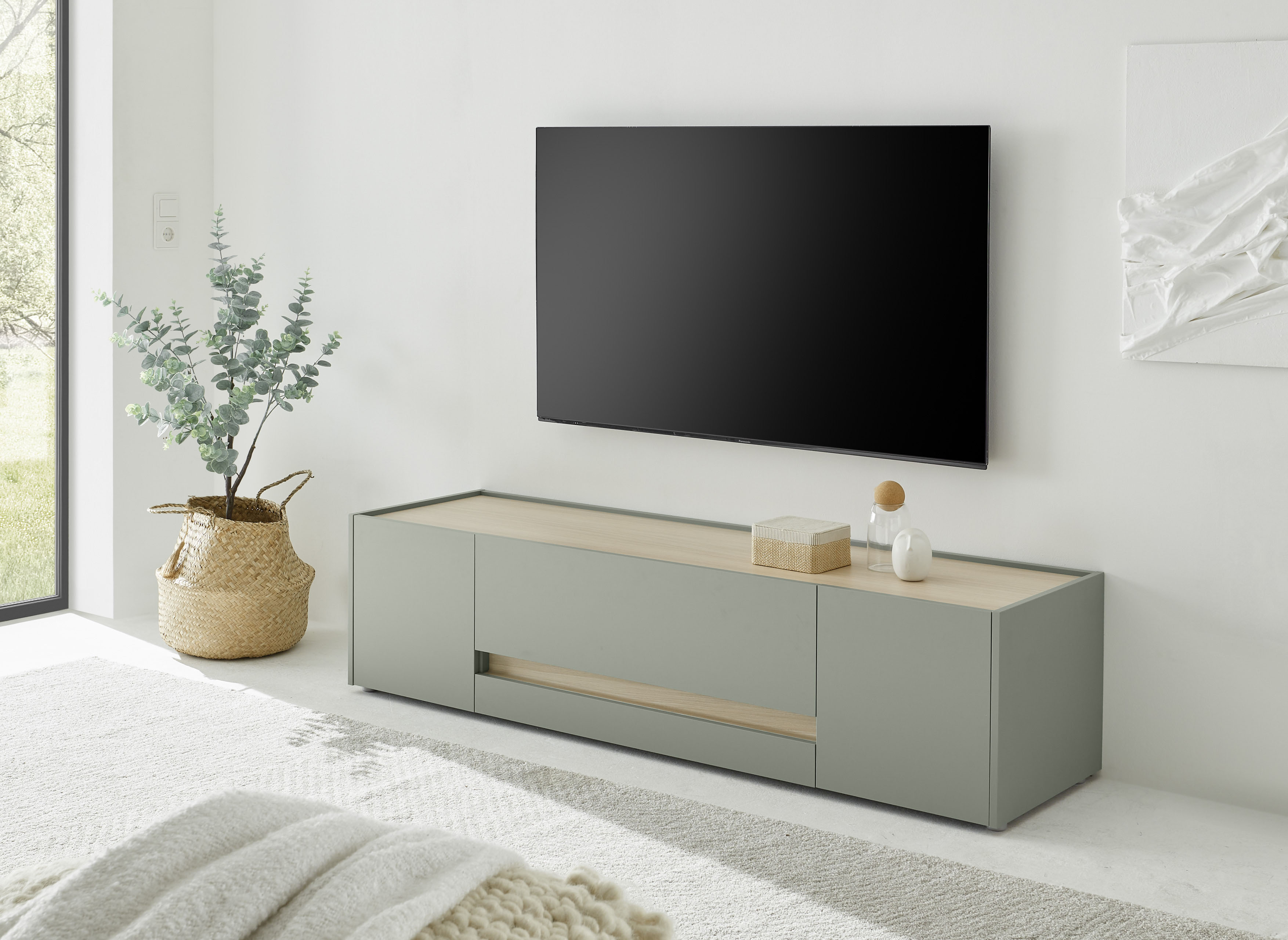 Lowboard INOSIGN "City/Giron, moderner TV-Schrank, Kommode, TV-Unterschrank", grün aloe, B:170cm H:40cm T:45cm, FSC-zertifizierter Holzwerkstoff, Sideboards, Lowboard, zeitlos, modern, ausreichend Stauraum, vielseitig einsetzbar