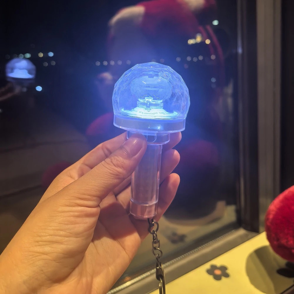 Kpop Group 17 Mini Light Stick Bong Schlüsselanhänger zum 10-jährigen Jubiläum, besondere Lichter, Schlüsselanhänger, Taschenanhänger, Fans, Sammlungen, Geschenke Image