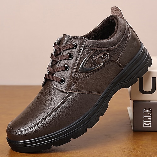 Braune Herren-Freizeitschuhe zum Schnüren mit strukturierter Profilsohle, Outdoor-Wanderschuhe für Komfort, Wandern und alltägliche Freizeitoutfits Image