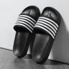 Herrenschuhe Herren Home Plips Plops Soft Slides Rutschfeste Hausschuhe Indoor Outdoor EVA Sandalen Strand Garten Sandalen Große Größe 47 48