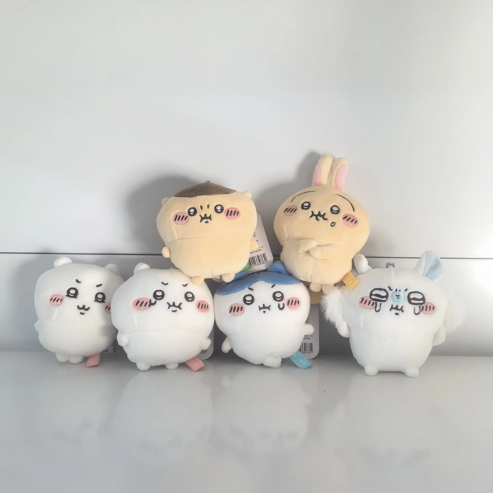 Neue Chiikawa-Plüschpuppe Smirks Expression Usagi Hachiware Super süße kastanienbraune fliegendes Eichhörnchen Rückenverpackung Dekoration Geschenk Image