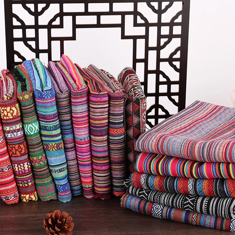 Yunnan Ethnischen Stil Stoff Nähen Material Sofa Abdeckung Kissen Restaurant Bar Tischdecke Vorhang Dekorative Großhandel Mode Image