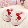 Sanrio Hello Kitty Baumwoll-Plüsch-Hausschuhe, warme Anime-Indoor-Schuhe für Mädchen und Frauen, Herbst und Winter, Heimkomfort