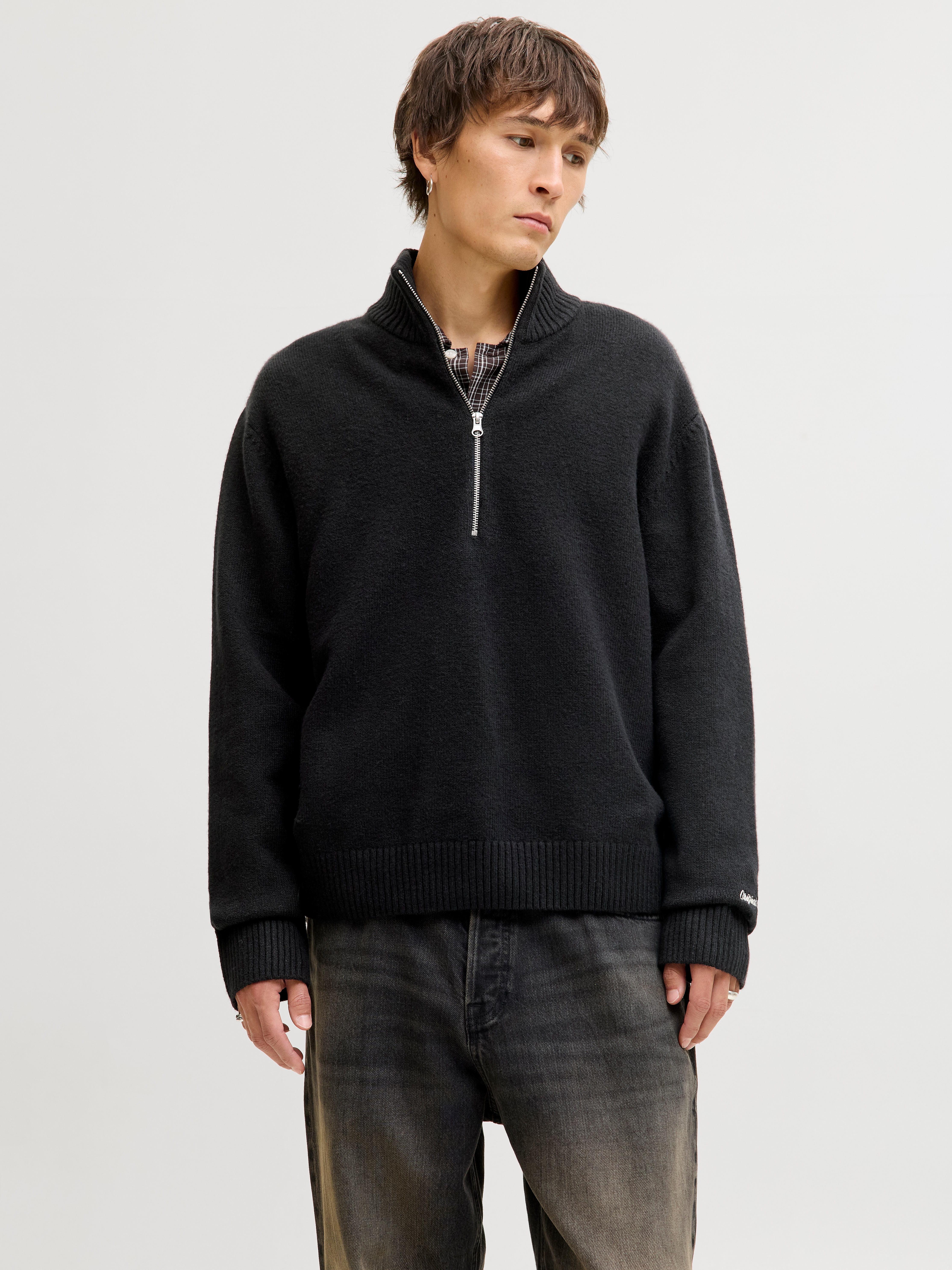 Troyer JACK & JONES "JORNORREBRO KNIT HALF ZIP SN", Herren, Gr. L, schwarz, Strick, Obermaterial: 55% Baumwolle, 22% Polyester, 21% Polyacryl, 2% Elasthan, unifarben, relaxed fit hüftlang, hoch geschlossener Ausschnitt, Strickbündchen, Pullover Troyer
