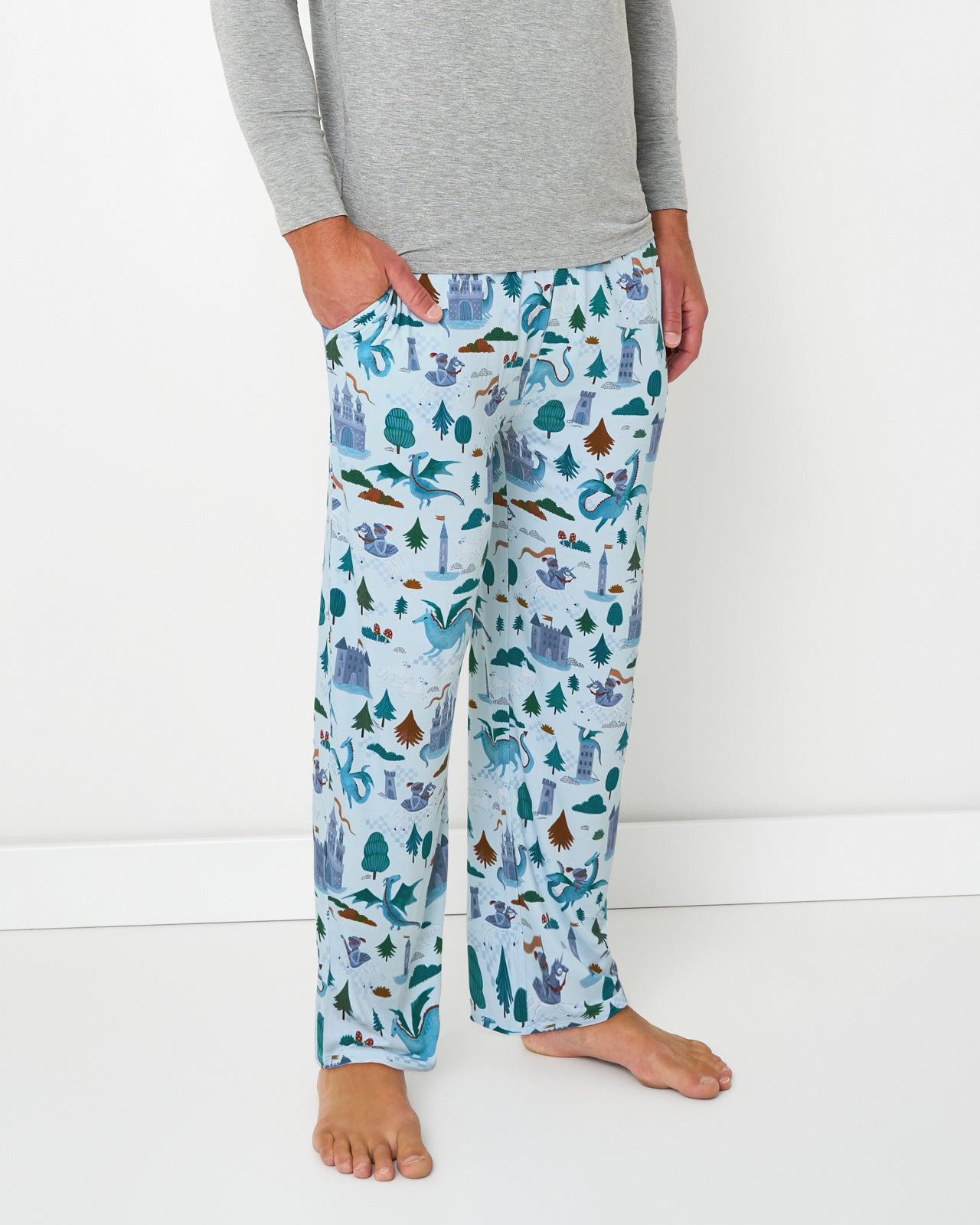 Knight's Quest Men's Pajama Pants - L
