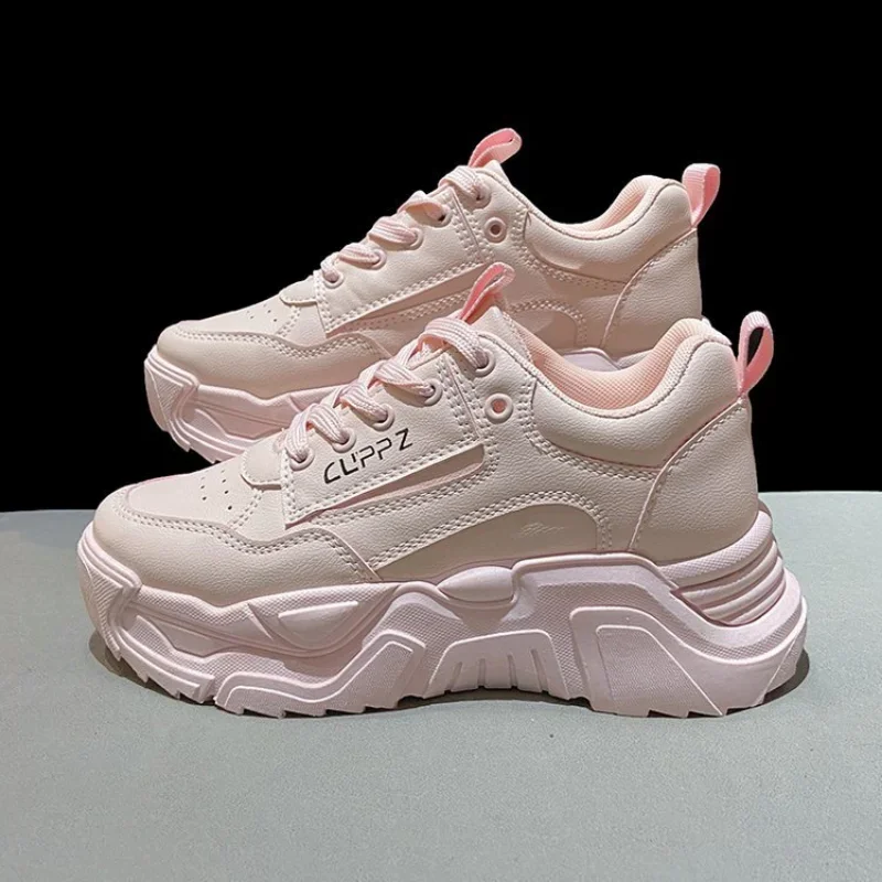 Casual Sport Schuhe Frauen Mode Weichen Boden Neue Atmungsaktive für Frauen Alle-spiel Dicken sohlen Turnschuhe Mode Casual schuhe