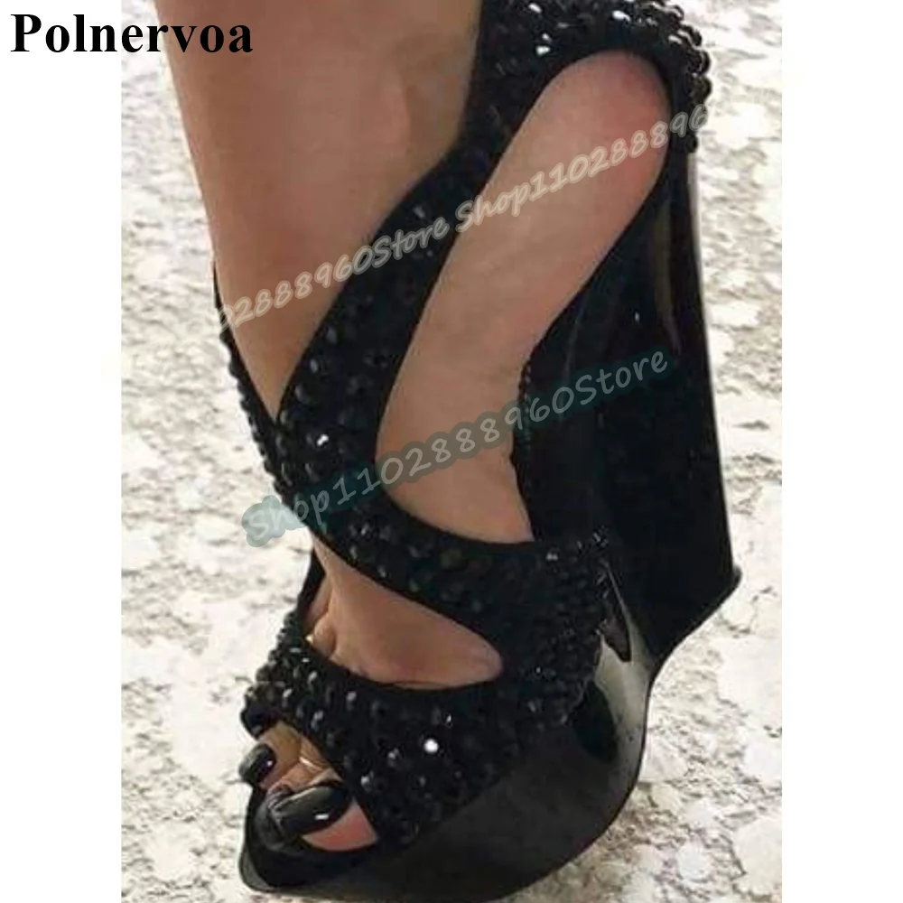 Sexy schwarze volle Kristalle Plattform Sandalen Keile High Heel Schuhe für Frauen zurück Reißverschluss Peep Toe wunderschöne Luxus Bankett Sandalen