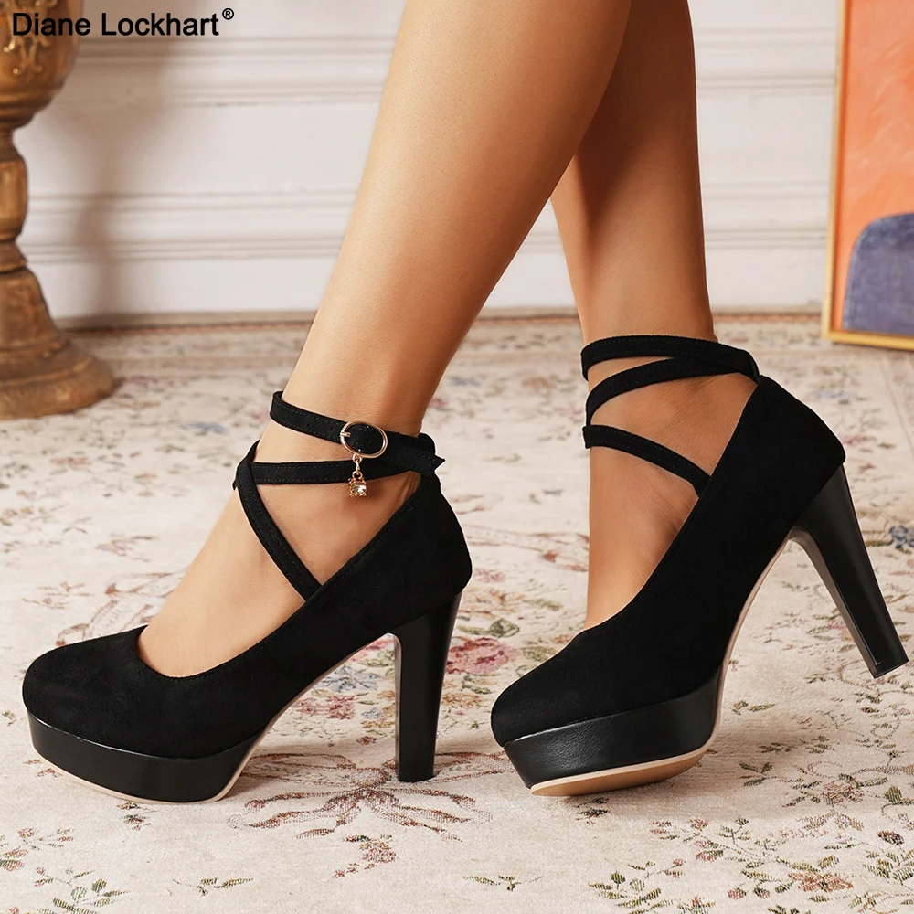 Große Größe 42, sexy Super-High-Heels-Schuhe für Damen, Knöchelschnalle, klobige Plateau-Pumps, Damen-Party-Schuhe mit schwarzem Flock und quadratischem Absatz