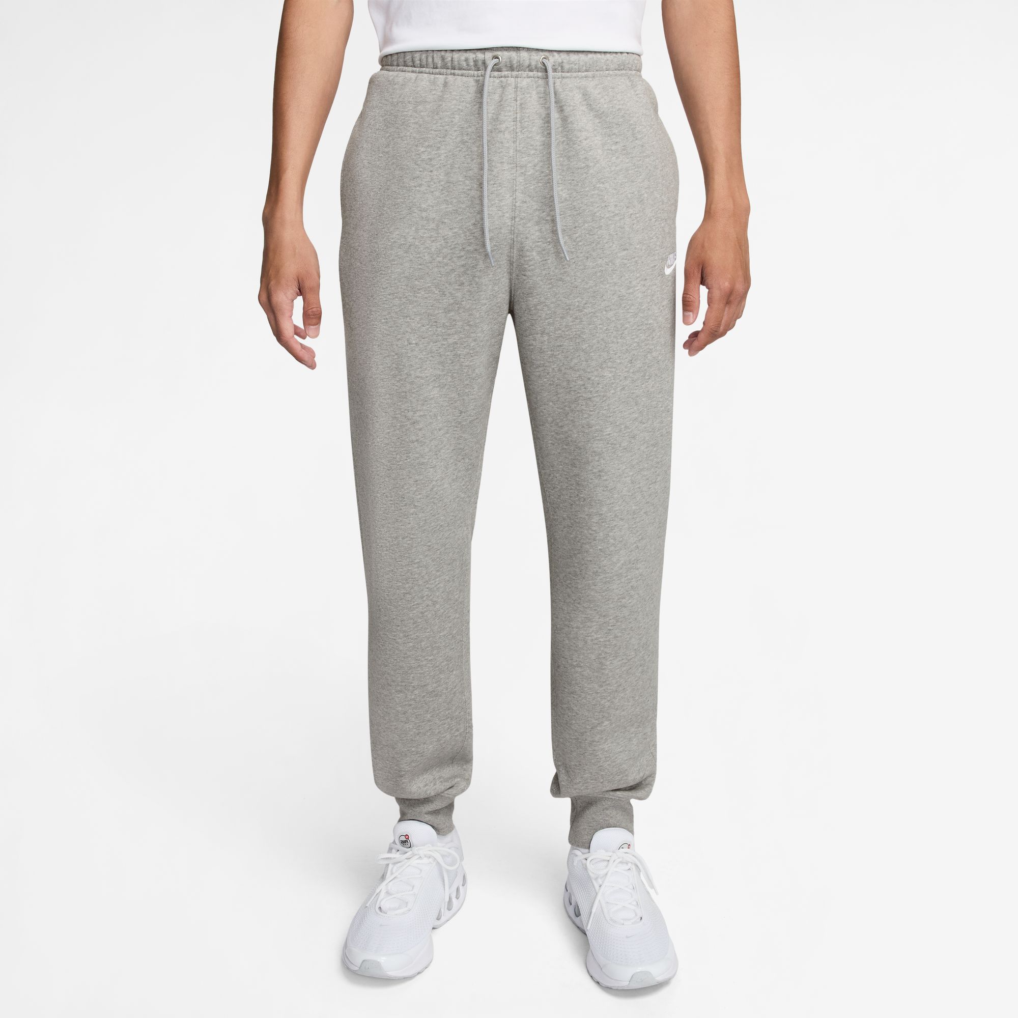 Sporthose NIKE SPORTSWEAR "Nike Club Men's Joggers", Herren, Gr. M, N-Gr, weiß (dk grau heather, lt smoke grau, weiß), Obermaterial: 80% Baumwolle, 20% Polyester, Hosen Sporthose, aus angerautem Fleece, elastischer Bund mit Kordelzug