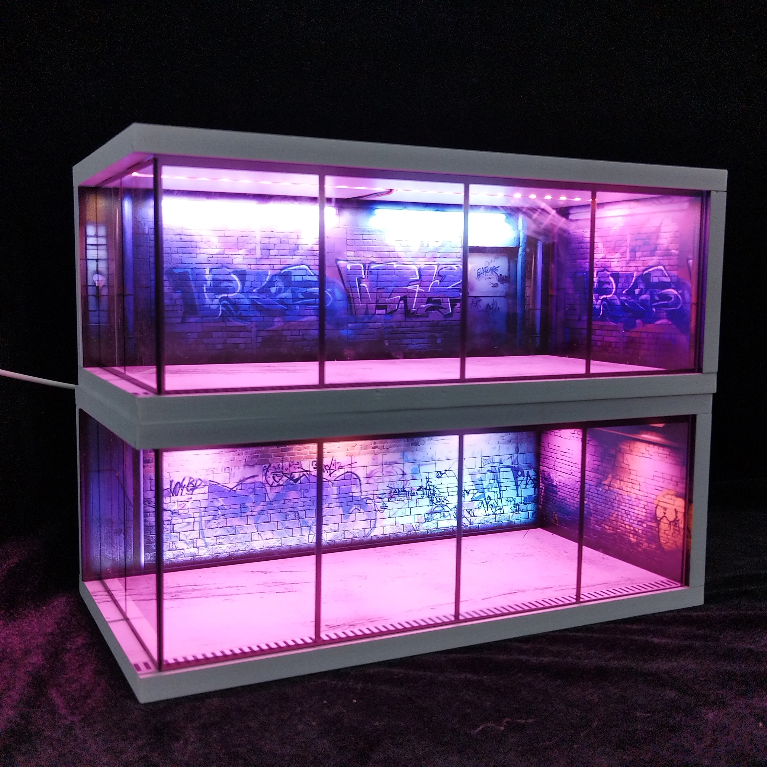 Auto-Garage-Diorama im Maßstab 1:64, mit USB-LED-Licht, realistische Parkplatz-Vitrine für Modellautos und Miniaturfahrzeuge Image