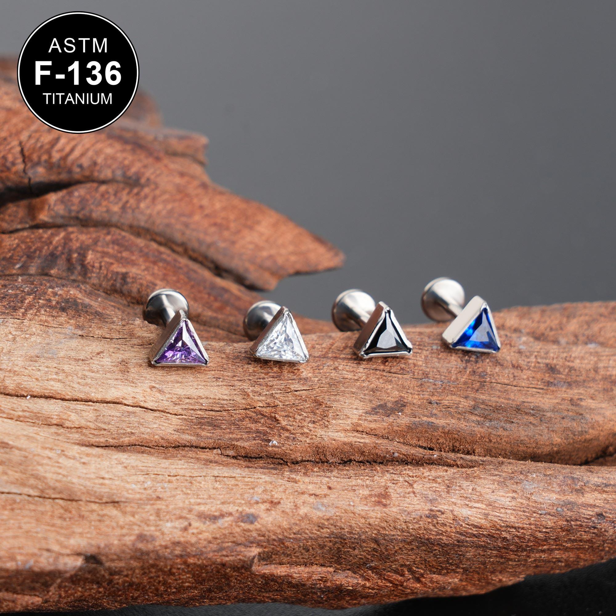 Piercing per cartilagine in titanio F136 16G con triangolo e zirconi cubici/piercing per labret con filettatura interna/1 pezzo/piercing per trago/ore