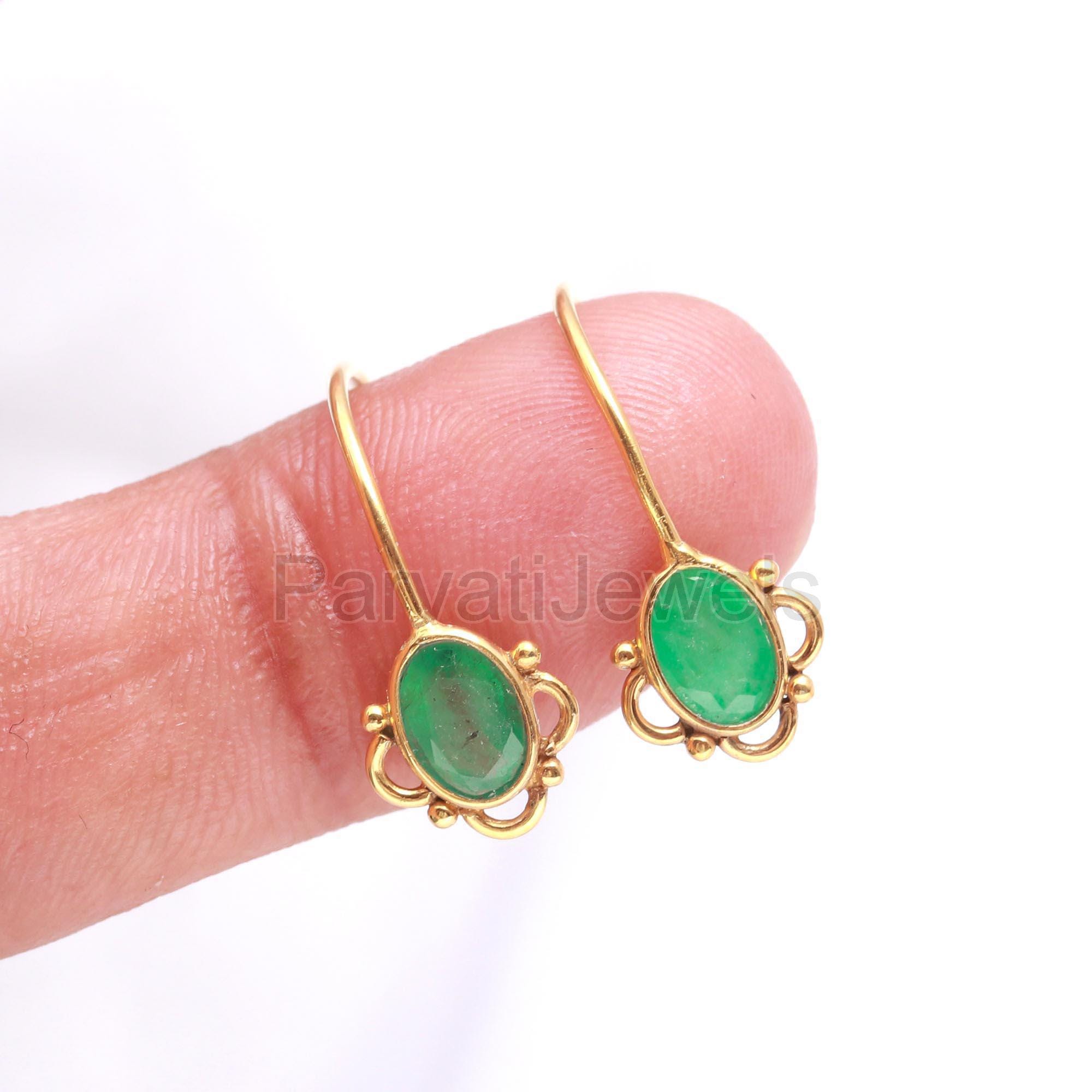 Natürlicher Smaragd Ohrring, Solid 18k Gold Ohrringe, Grüner Smaragd Ohrring, Mai Birthstone Ohrring, Partywear Ohrring, Solid Gold Ohrringe