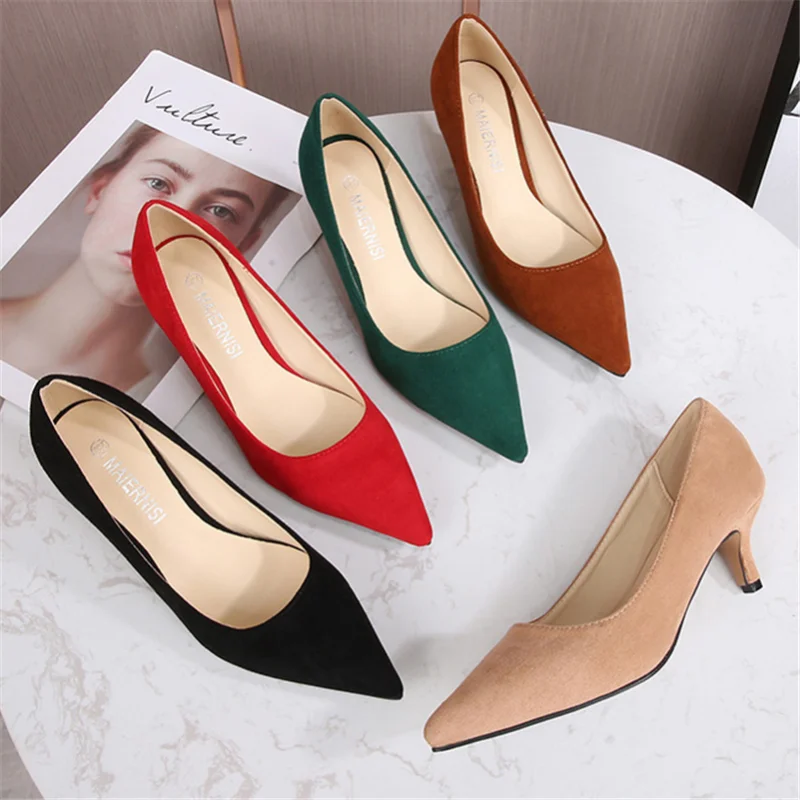 Maogu Low Heel Pumps Dame spitzen Zehen Kätzchen Heels weibliche grüne Herde plus Größe 43 44 45 46 rote Schuhe 2023 Frauen 5cm High Heels
