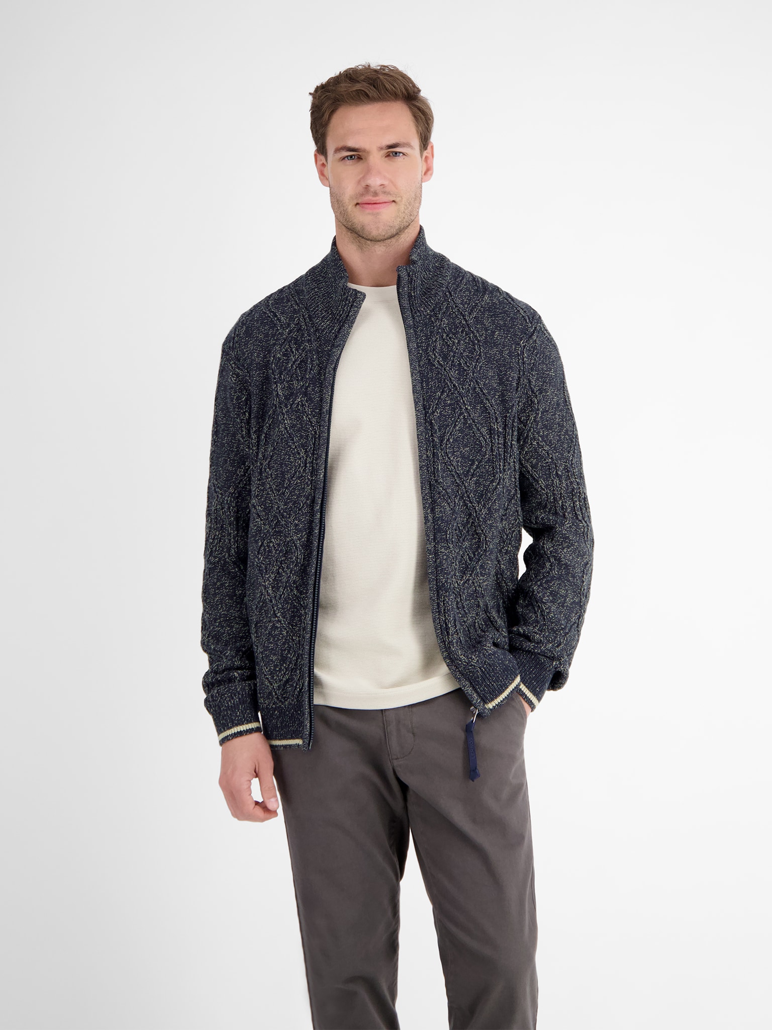 Strickjacke LERROS, Herren, Gr. L, classic navy, Strick, Obermaterial: 100% Baumwolle, Strukturmuster, regular fit normal, ohne Ausschnitt, Rippbündchen, Strickjacken, mit Strukturmuster Image