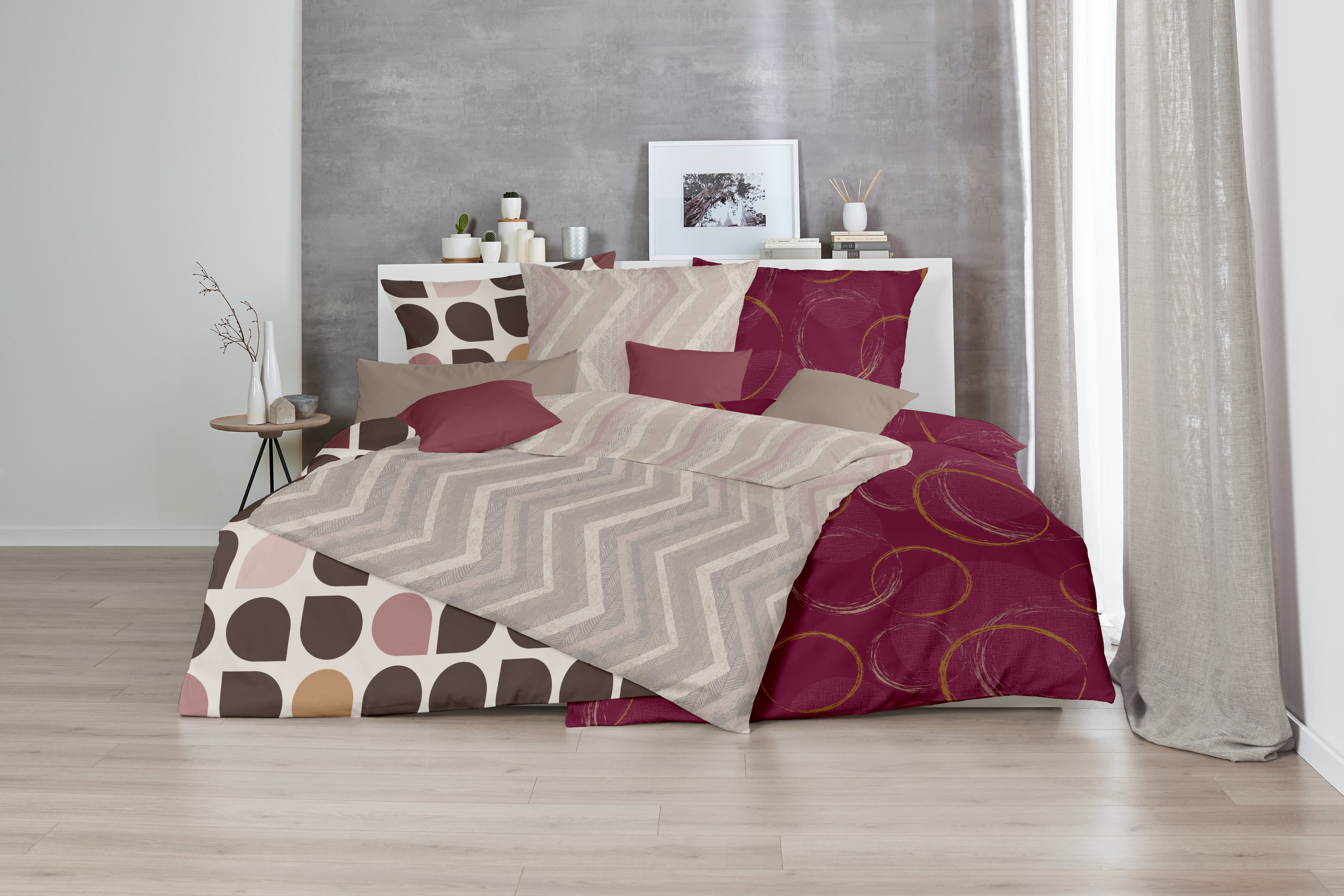 Bettwäsche PRIMERA "Mako-Satin -Bettwäsche Jacquard", braun, B/L: 135cm x 200cm, 1 Stk., 1 Stk., Mako-Satin, B/L: 80cm x 80cm, 2 Stk., Mako-Satin, Obermaterial: 100% Baumwolle, Bettwäsche, mit klassischem Jacquard-Look Image