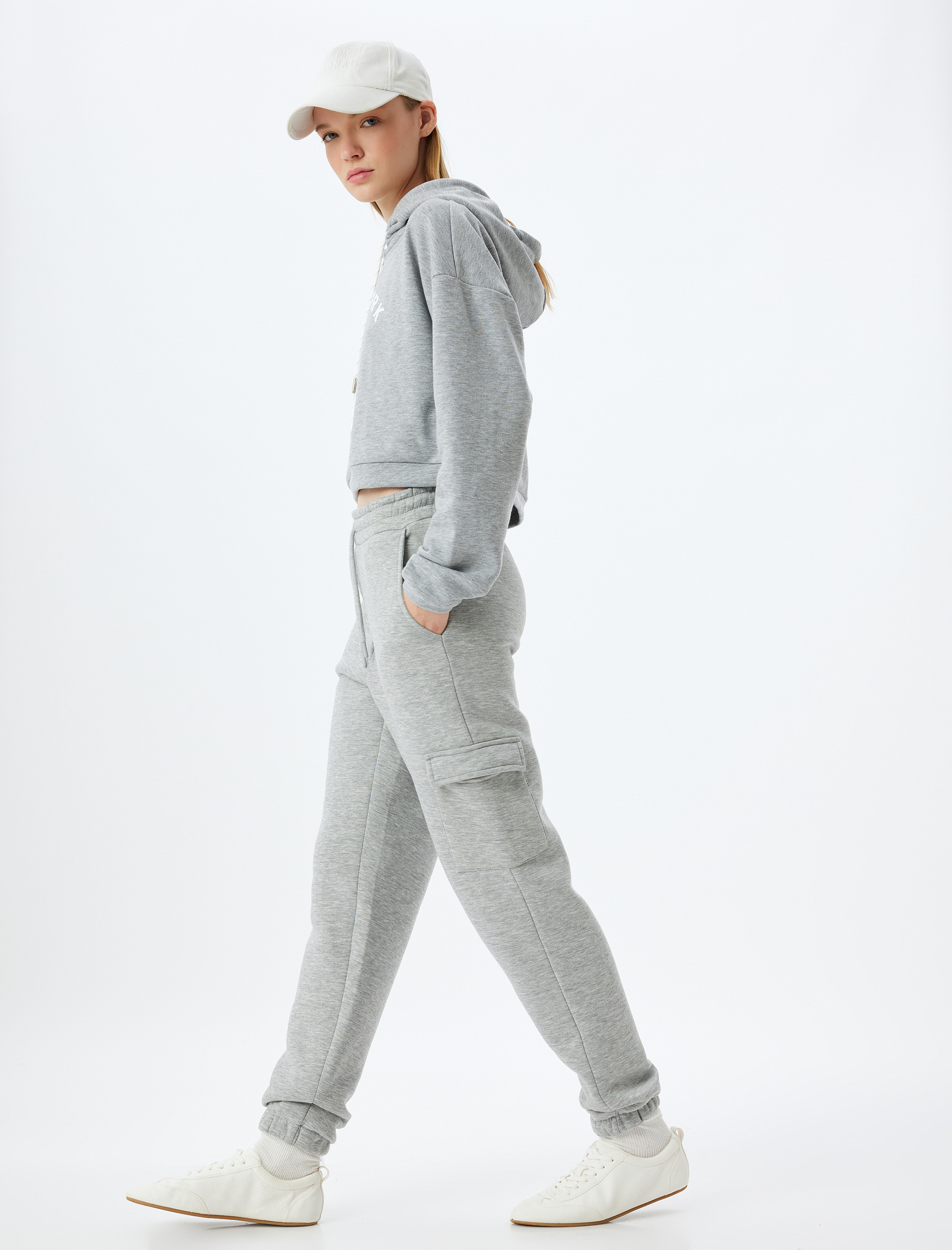 Koton Sweathose Jogger Mit Taschendetail Sweathose Image