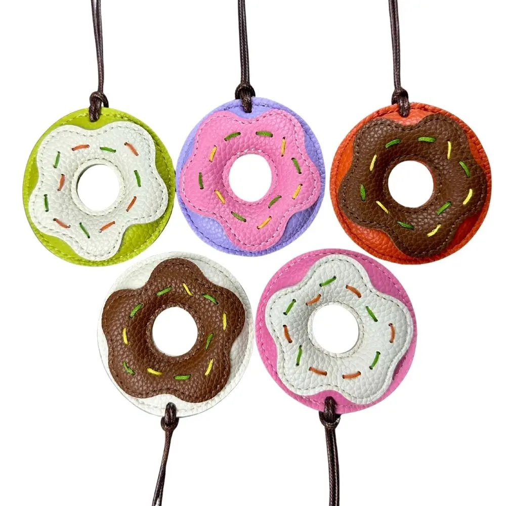 Donut-Leder-Taschenanhänger – handgefertigter Schlüsselanhänger mit Wachsseil, 5 Farben – PU-Leder – ideales Geschenk für Taschenzubehör/Damen/Kinder Image
