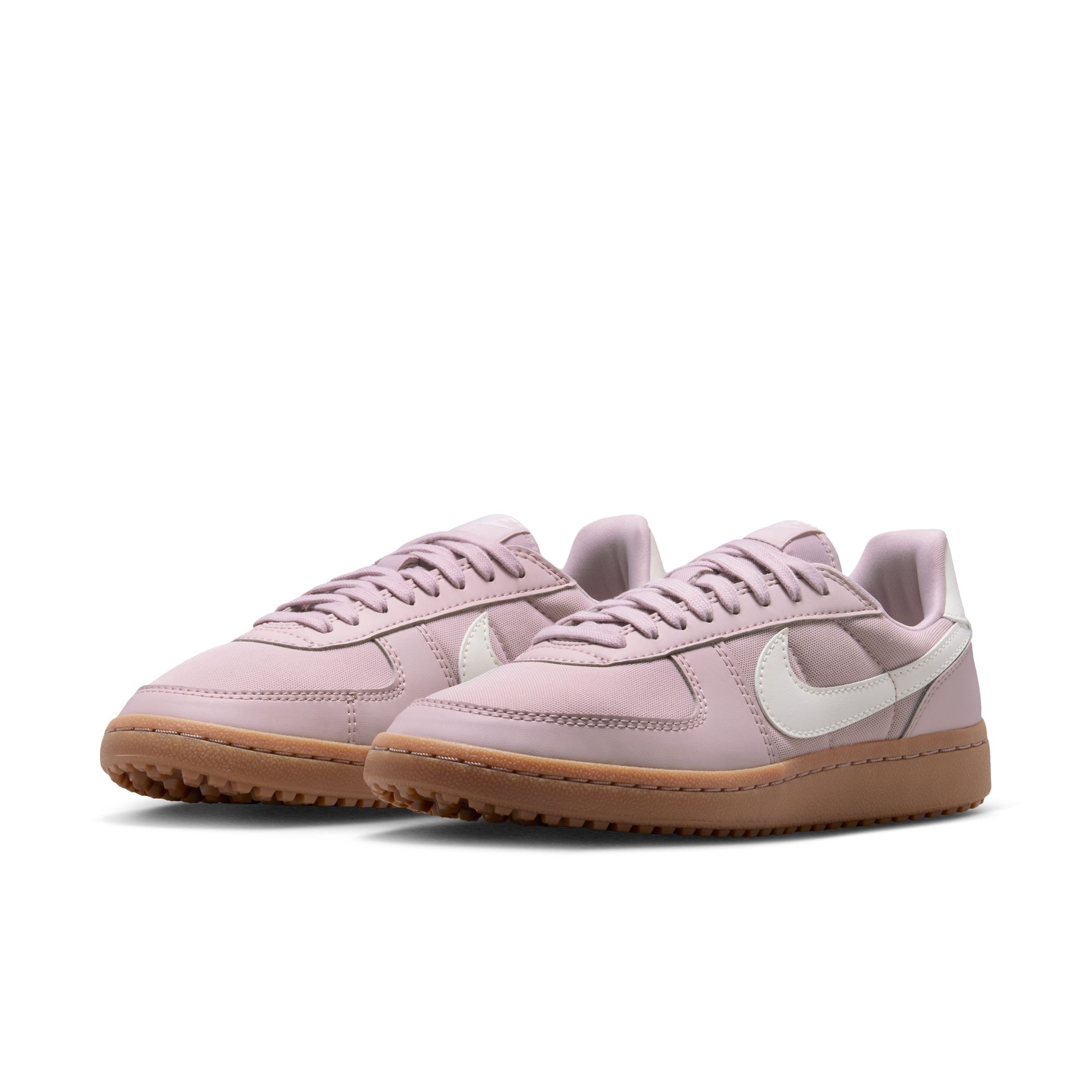 Sneaker NIKE SPORTSWEAR "WMNS FIELD GENERAL", Damen, Gr. 36,5, platinum violet, sail, gum schwarz braun, Synthetik, Textil, Schuhe Sneaker