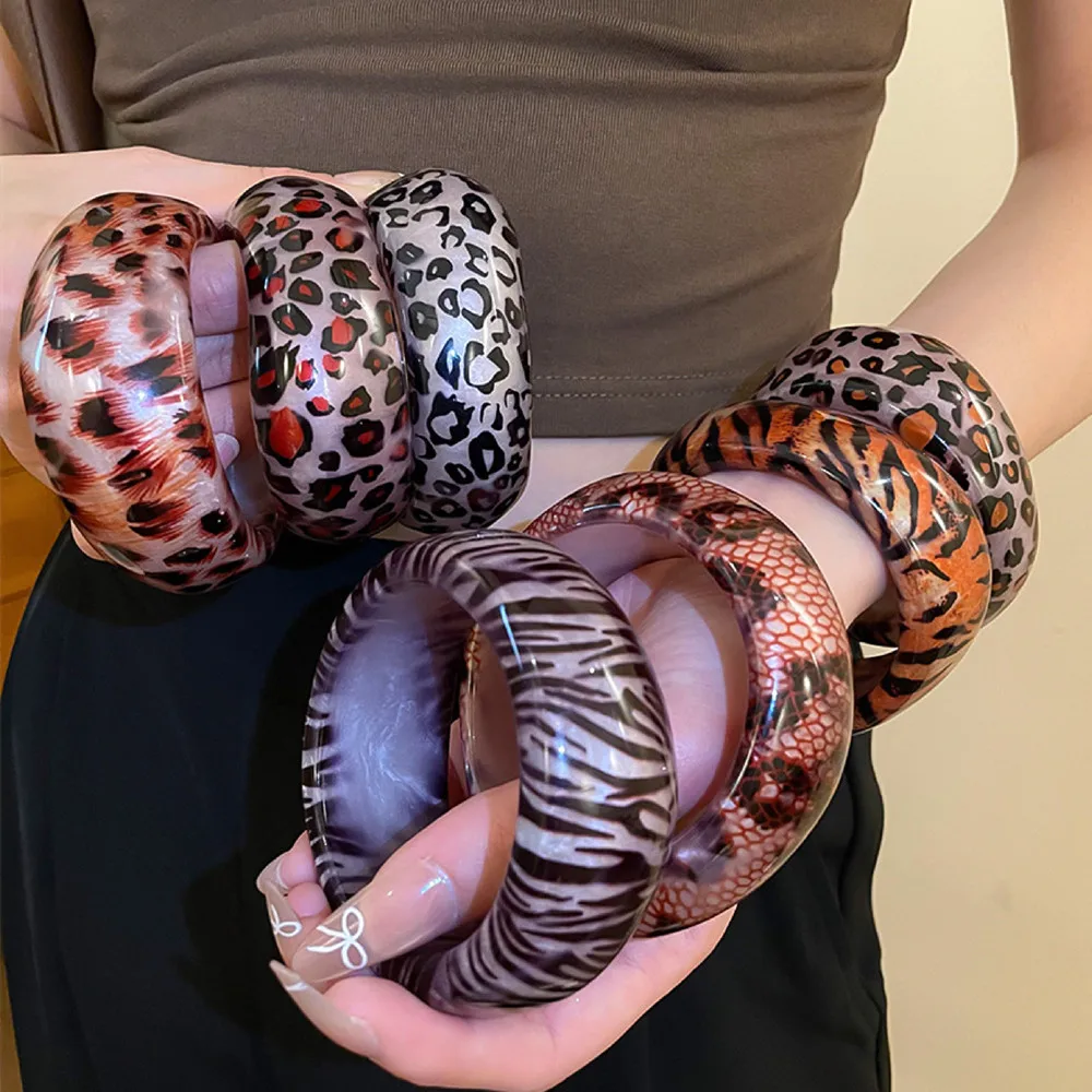 Vintage Leopard Zebra-Print Große Armband Armreif für Frauen Übertrieben Mode Acryl Armreifen Böhmischen Punk Eleganten Schmuck