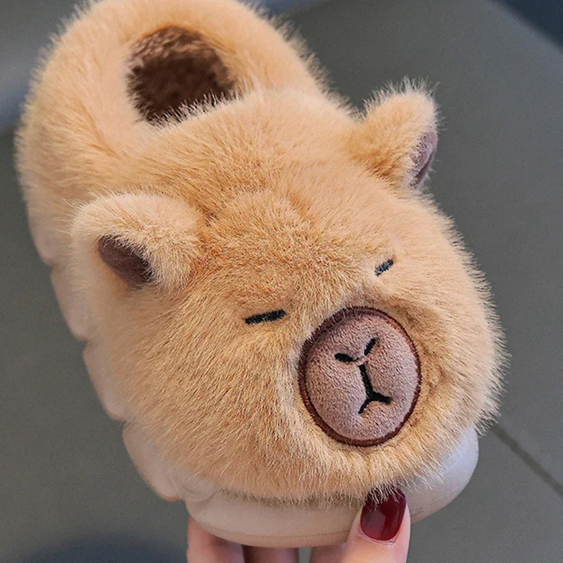 Winter 2025 Kinder Capybara Hausschuhe Eltern Kinder Größe 24–45 Cartoon Hausschuhe rutschfeste weiche Sohle Plüsch Hausschuhe Frauen Image