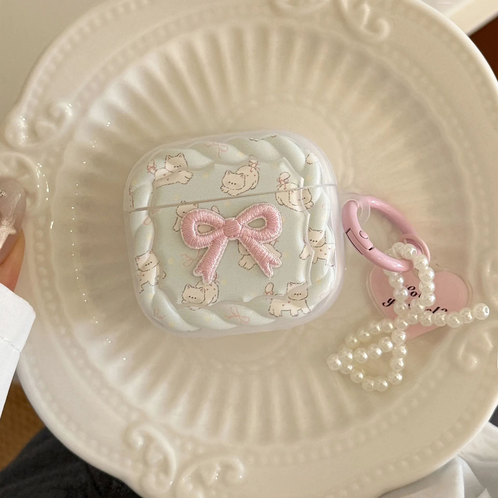 Cartoon-Kätzchen, 3D-Stickerei, rosa Schleife, Kopfhörerhülle für AirPods Pro 2, Headset-Abdeckung für AirPods 4, 3, 2, 1, mit Perlen-Schlüsselanhänger Image