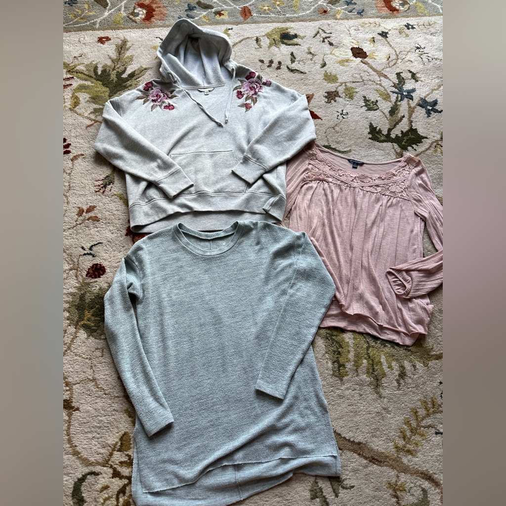 American Eagle Outfitters Sweaters | American Eagle Outfitters Women’s Bundle Gray And Pink Women's Hoodie Long Set | Color: Gray/Pink | Size: Xs