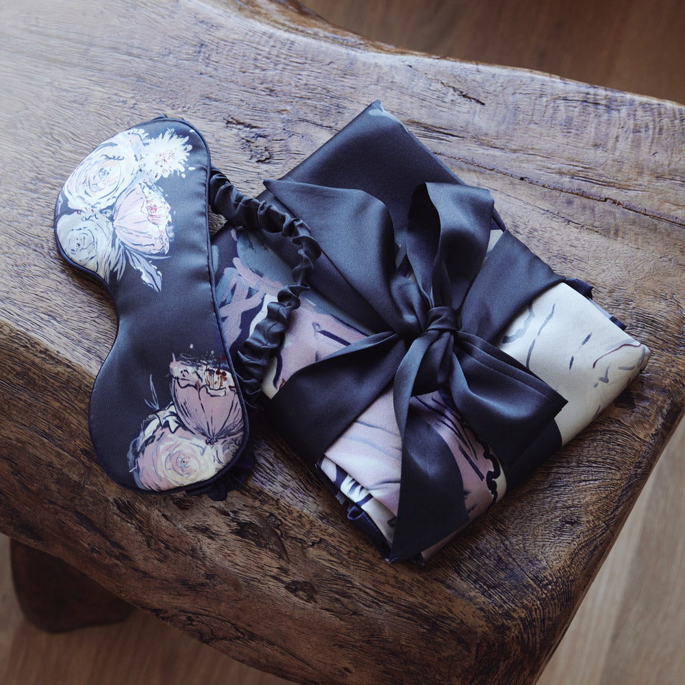 KIM+ONO Kimono Robe | Washable Silk Jia Self Care Set | Black