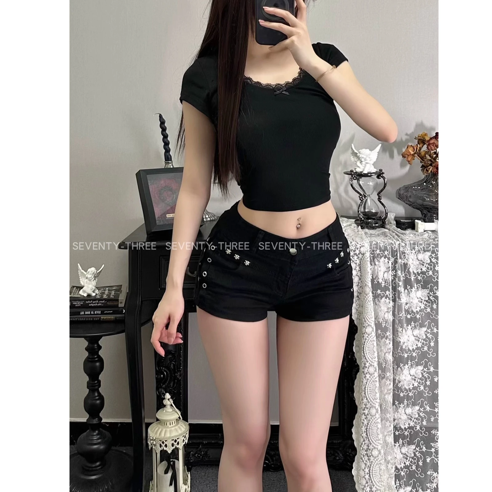 Low Rise Jeans Denim Casual Amerikanischen Stil Niet Schwarz Niedrige Taille Denim Shorts Für Frauen Sommer Neue Enge EINE Linie Hot Pants