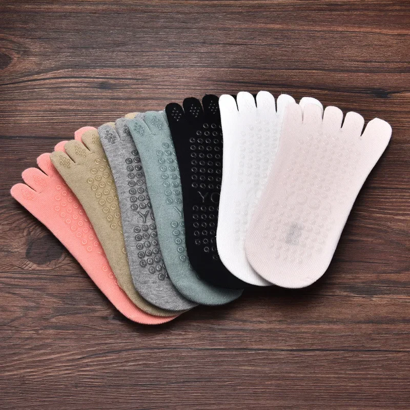 Professional Five Toes Pilates Socks, Mesh Breathable Silicone Non Slip Yoga & Dance Socks For Women light Pink 35 39