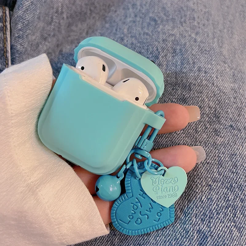 Ins Silikon-Kopfhörerhülle für Airpods 1/2/3/4 Drahtlose Kopfhörer-Schutzhülle für Airpods Pods 2 mit Liebesherz-Schlüsselanhänger Image