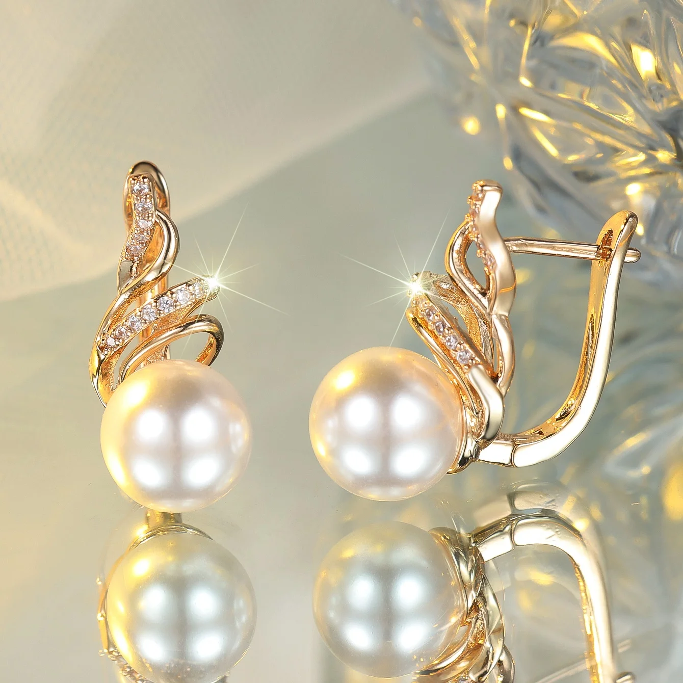 Weiße Perle Zirkon Stein Runde Creolen Luxus Weibliche Gold Farbe Hochzeit Schmuck Für Frauen Image